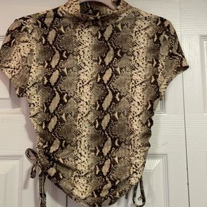 Rue 21 snake skin cropped shirt